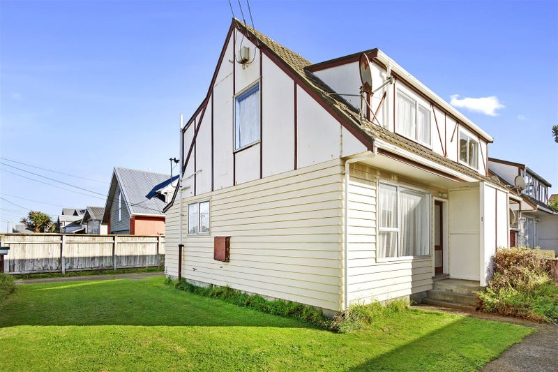 1/15 Bolton Street, Petone, Lower Hutt - Carousel 1