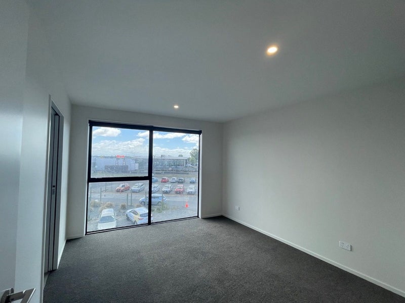 1/333 Lincoln Road, Addington, Christchurch - Carousel 13