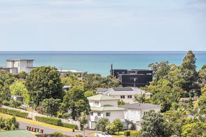 3 Jean Place, Stanmore Bay, Whangaparaoa - Carousel 2