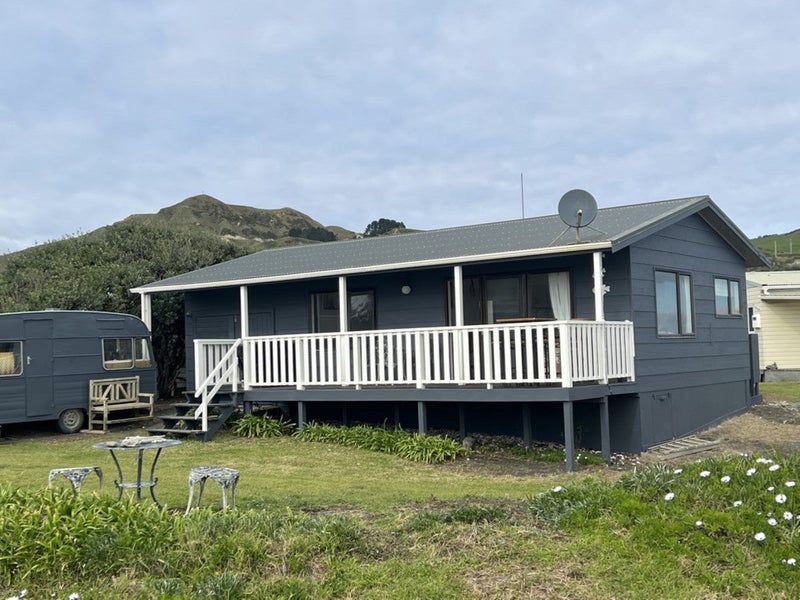 11A Beach Road, Mokau, Mōkau - Carousel 1