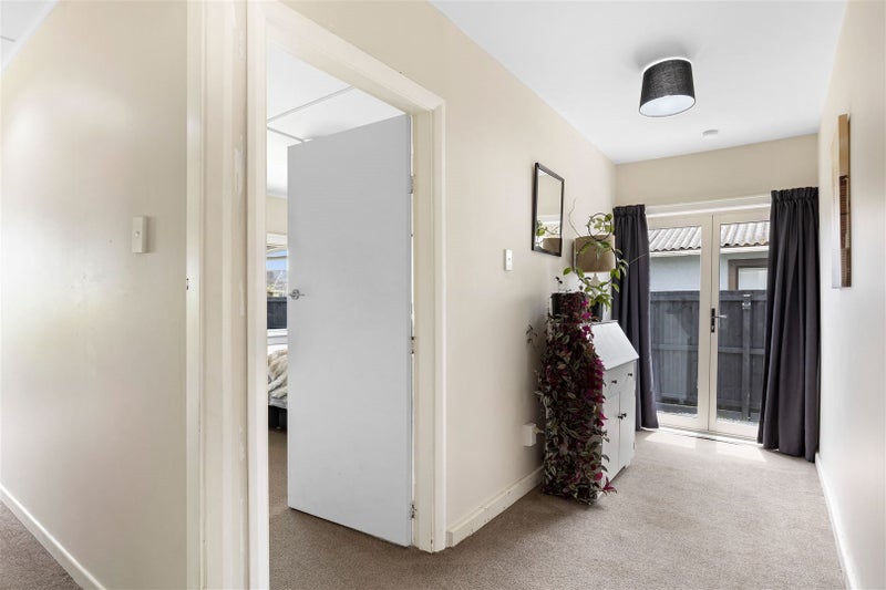 1/54 ST JOHNS STREET, Woolston, Christchurch - Carousel 17
