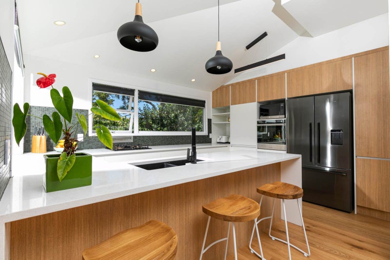 60 Braemar Road, Castor Bay, Auckland - Carousel 2