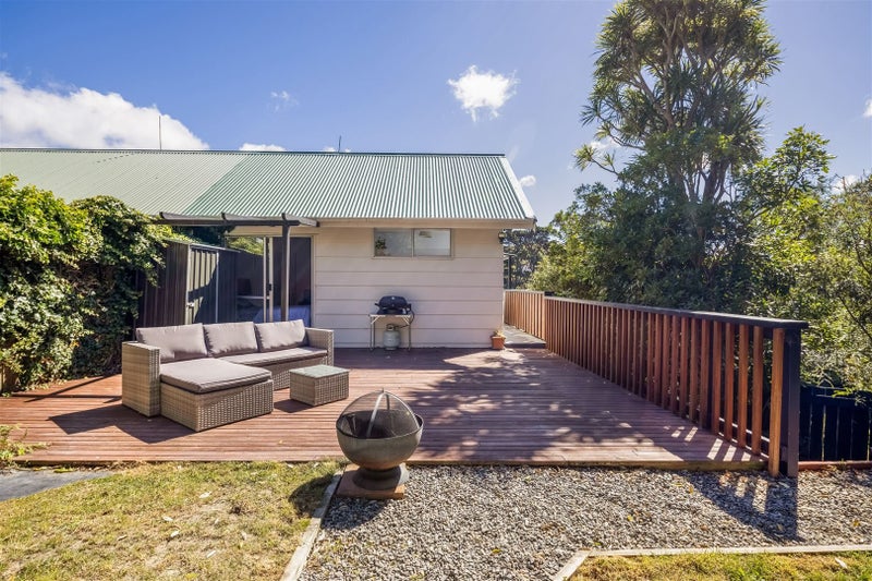 107C Fraser Avenue, Johnsonville, Wellington - Carousel 18