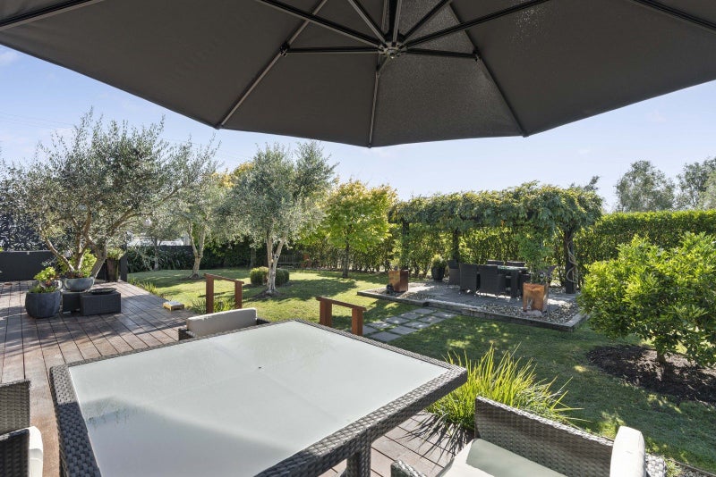 2 Burgundy Drive, Martinborough, Martinborough - Carousel 2