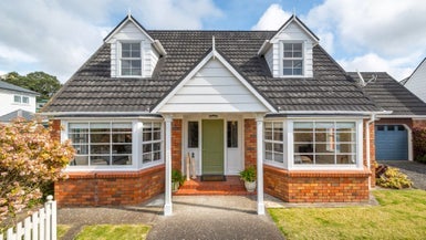 3/15 Saltburn Road, Milford, Auckland - Carousel 1