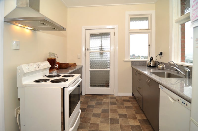 19 Dacre Court, Clyde Hill, Dunedin - Carousel 2