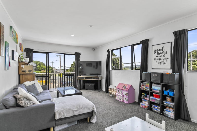 1A Arawa Road, Hataitai, Wellington - Carousel 1