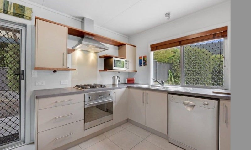 6 Mccormicks Road, Whatamango Bay, Picton - Carousel 2