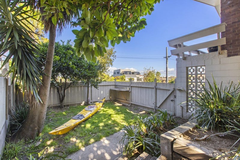 8 Sutherland Avenue, Mount Maunganui, Mount Maunganui - Carousel 2