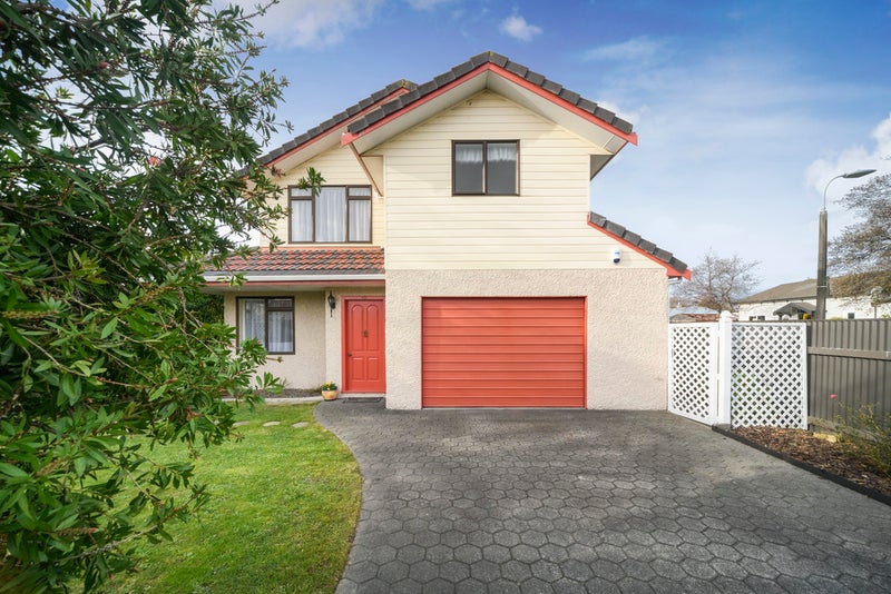 73 Wood Street, Takaro, Palmerston North - Carousel 1