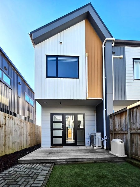 33/36 Westgate Drive, Westgate, Auckland - Carousel 1