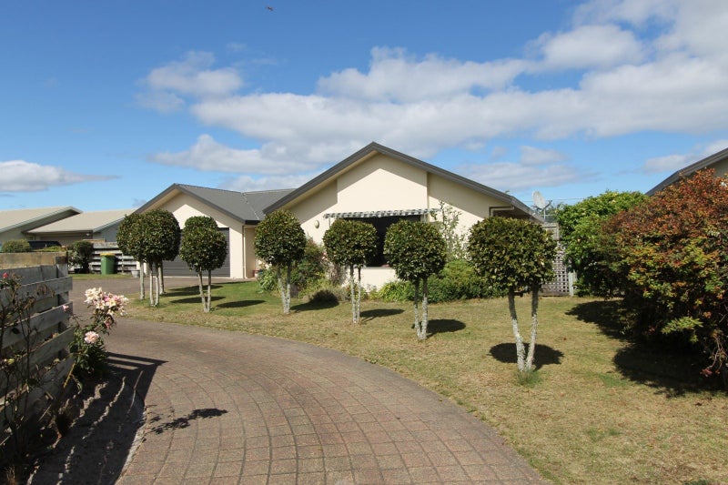 8 Takawai Place, Nukuhau, Taupo - Carousel 1