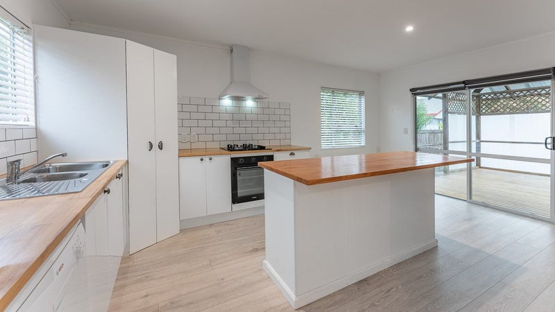 29B Dominion Road, Nawton, Hamilton - Carousel 1