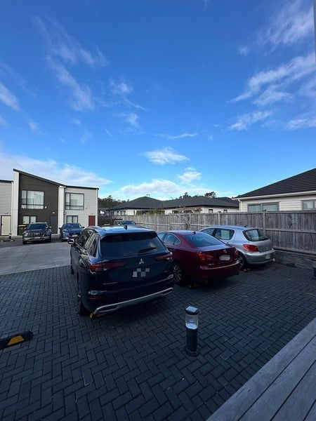 1D Tarras Road, Kumeu - Carousel 25
