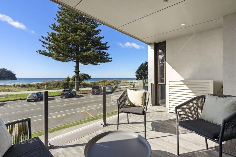 48 Marine Parade, Mount Maunganui, Mount Maunganui - Carousel 2