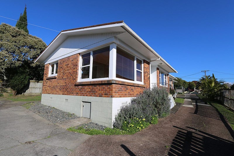 3/92 Gardner Avenue, New Lynn, Auckland - Carousel 2
