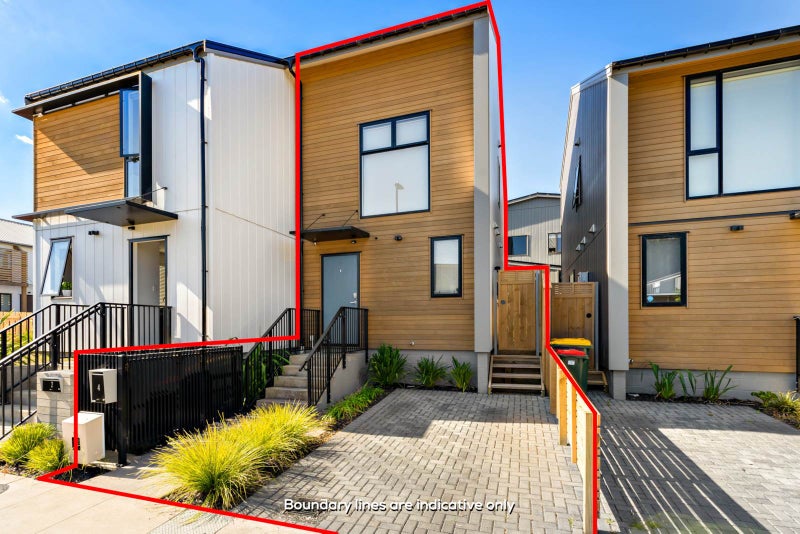 4 Awamarino Way, Westgate, Auckland - Carousel 1