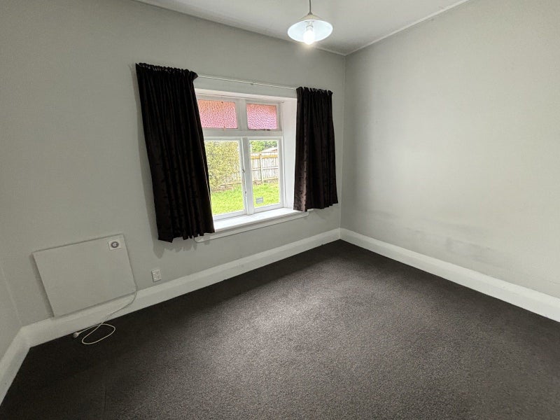 100 Ferguson Street, West End, Palmerston North - Carousel 2