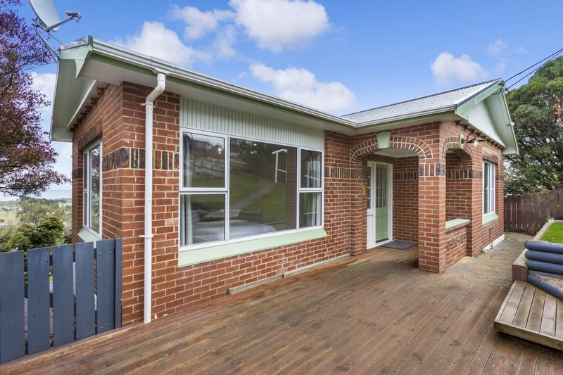 46 Tomahawk Road, Andersons Bay, Dunedin - Carousel 1