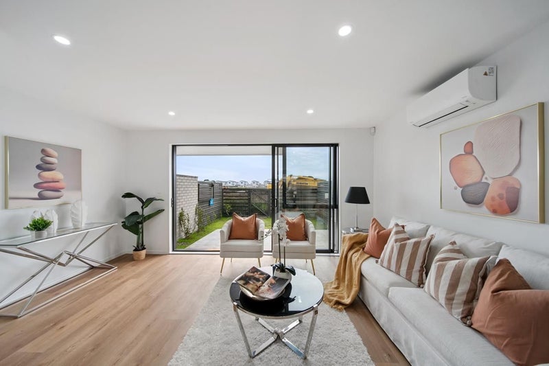 39 Paapaakiri Loop, Takanini, Auckland - Carousel 1