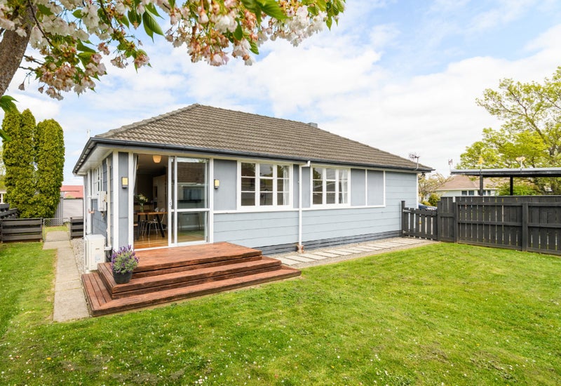 7A Leicester Street, Terrace End, Palmerston North - Carousel 1