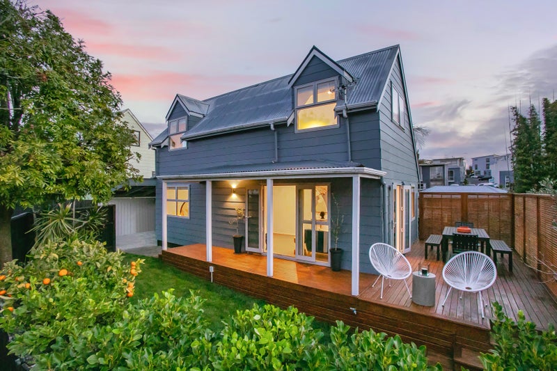 61B Wellpark Avenue, Grey Lynn, Auckland - Carousel 1