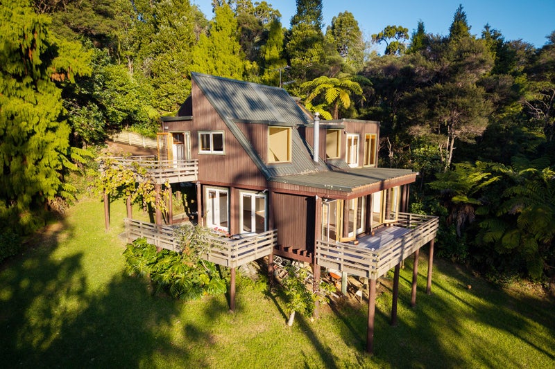 781 West Coast Road, Oratia, Auckland - Carousel 2