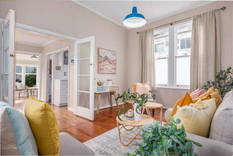 12 Herald Street, Berhampore, Wellington - Carousel 1