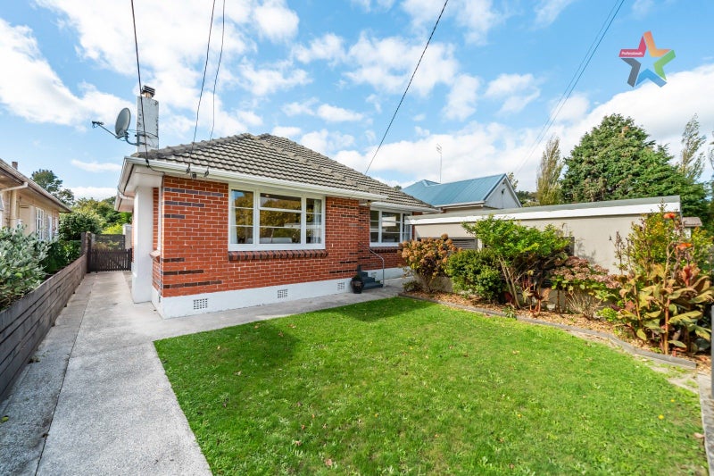 9 The Square, Manor Park, Lower Hutt - Carousel 2