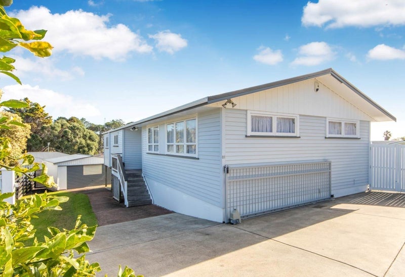 81 Heaphy Street, Blockhouse Bay, Auckland - Carousel 1