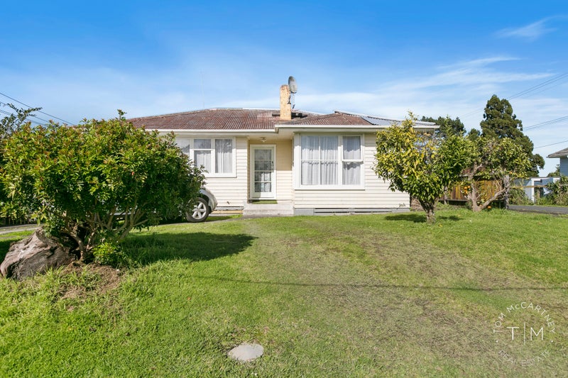 19 Clarkson Crescent, Otara, Auckland - Carousel 2