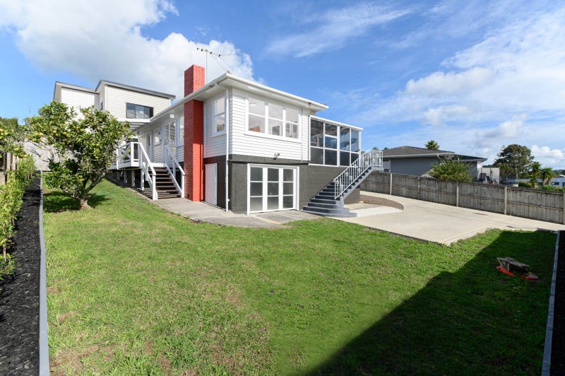 30 Kinross Street, Blockhouse Bay, Auckland - Carousel 1