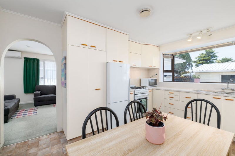 37 Branston Street, Hornby, Christchurch - Carousel 2