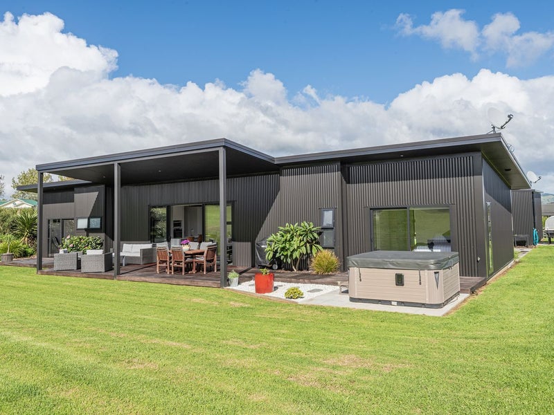 18 Springs Road, Whangarei - Carousel 1