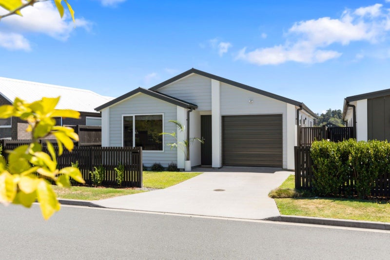 7 Tangaroa Place, Poike, Tauranga - Carousel 1