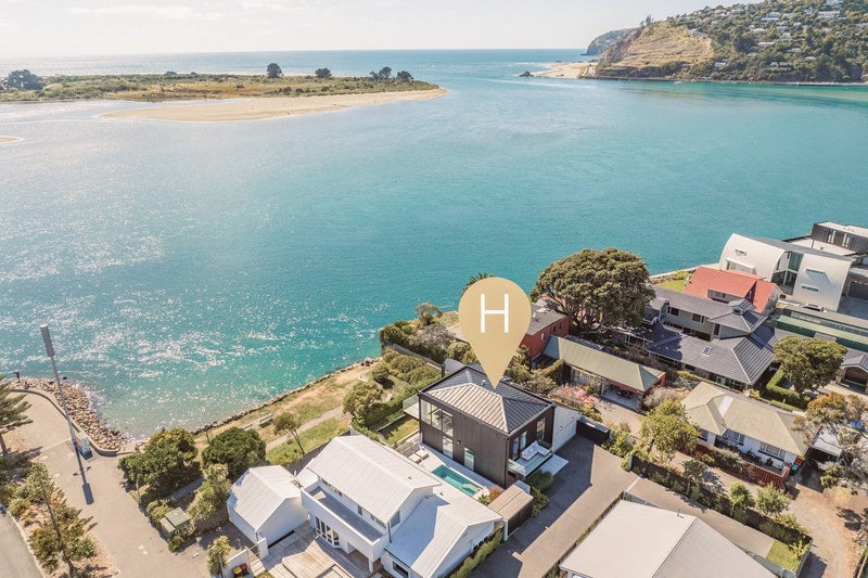 8A Beachville Road, Redcliffs, Christchurch - Carousel 1