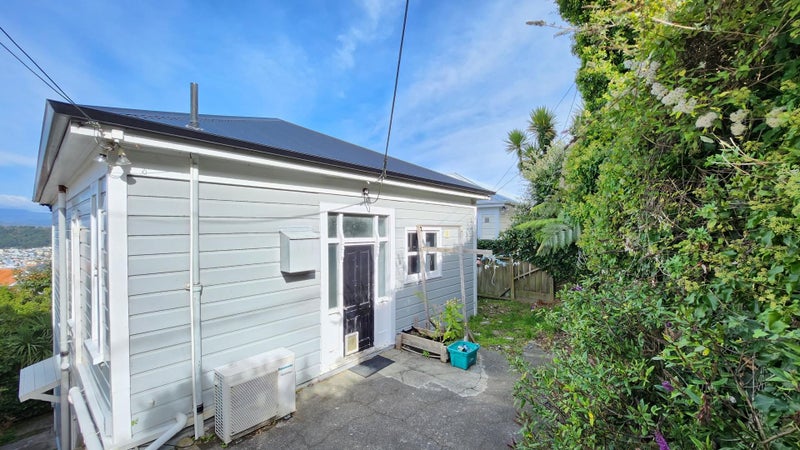 55 Central Terrace, Kelburn, Wellington - Carousel 1