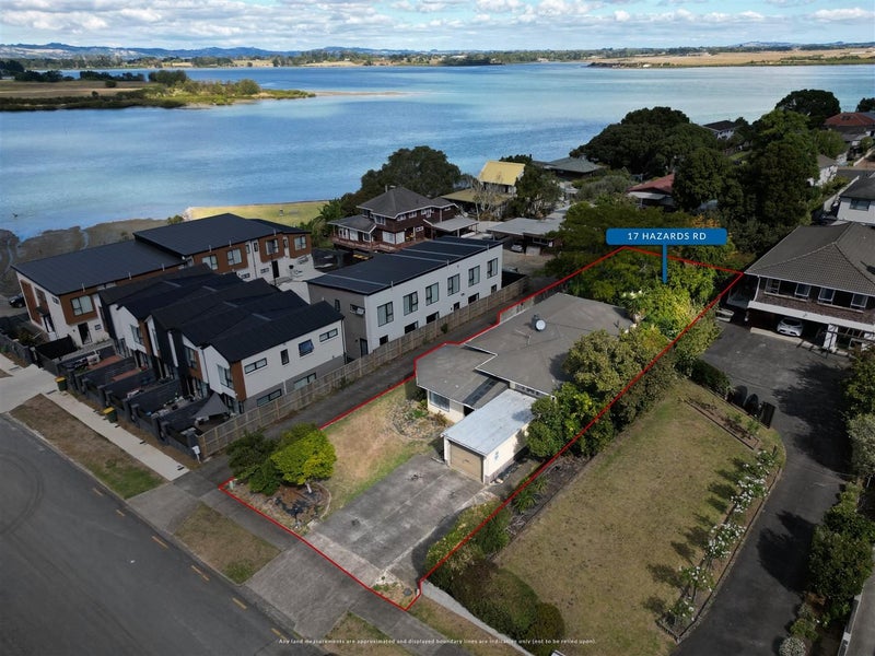 17 Hazards Road, Weymouth, Auckland - Carousel 1