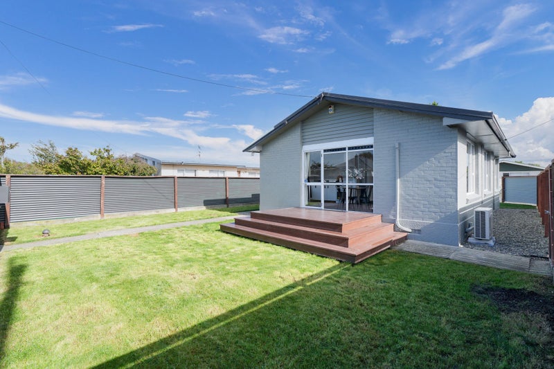 66 Paterson Street, Grasmere, Invercargill - Carousel 1