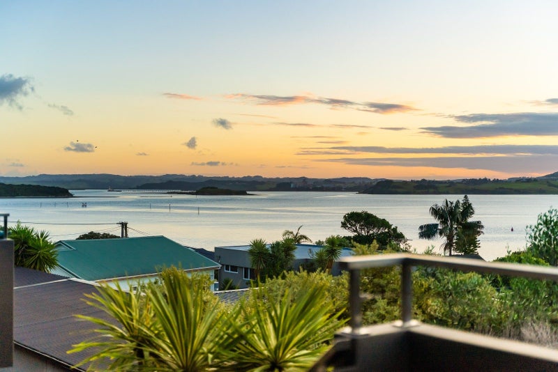 57 Weir Crescent, Onerahi, Whangarei - Carousel 2