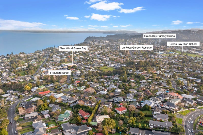 5 Tauhara Street, Green Bay, Auckland - Carousel 15