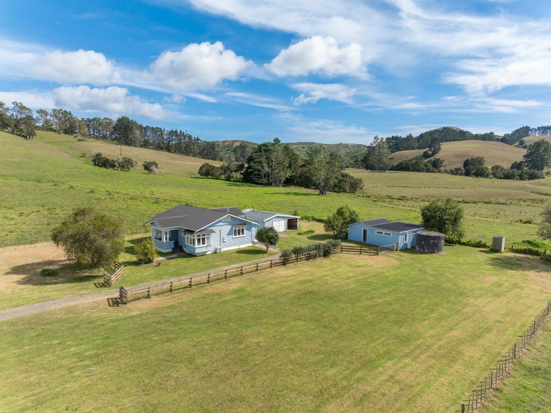 2490 State Highway 10, Mangonui, Mangonui - Carousel 1