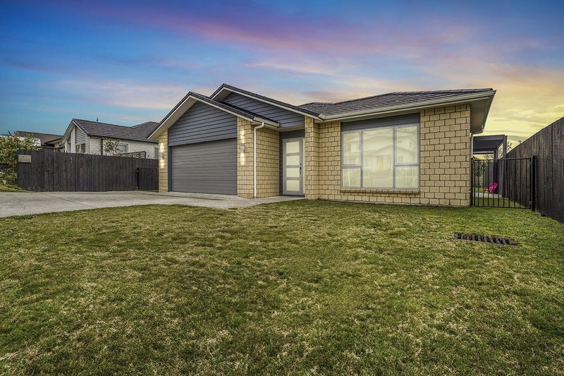 49 Alpers Ridge, Leamington, Cambridge - Carousel 18