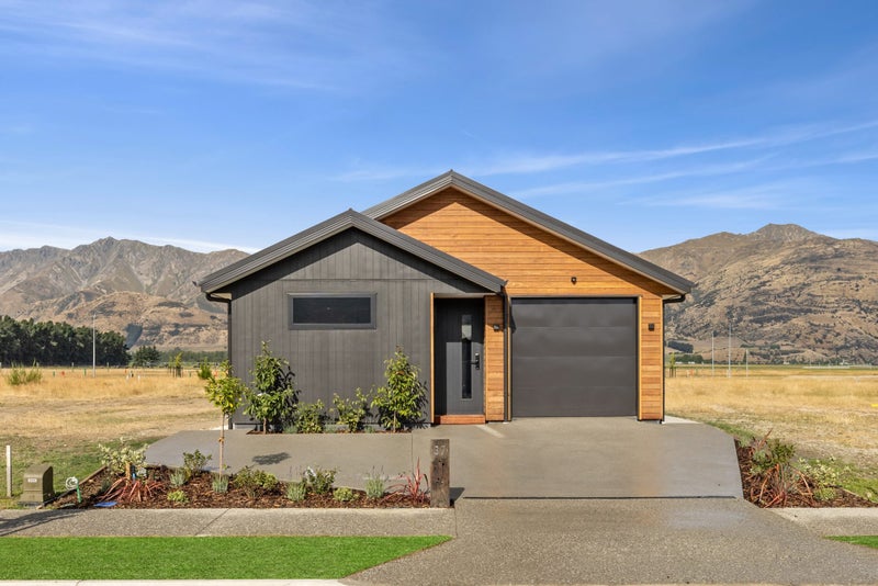 37 Gillespie Street, LAKE HAWEA - Carousel 2