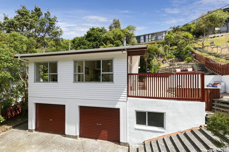 121 Awarua Street, Ngaio, Wellington - Carousel 1