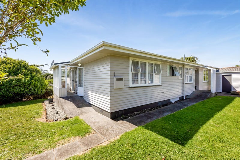 2 Antonia Place, Bell Block, New Plymouth - Carousel 2