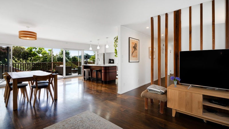 19 Alberta Road, Glen Avon, New Plymouth - Carousel 2