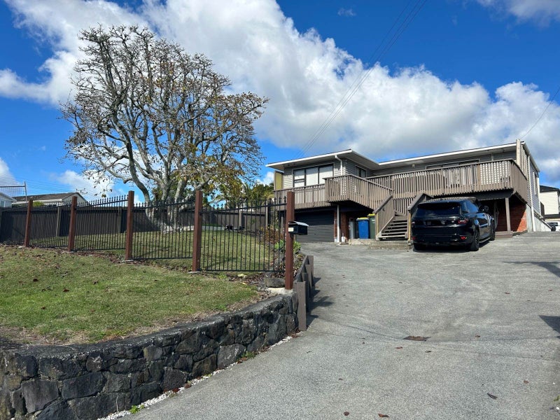 99 Awaroa Road, Sunnyvale, Auckland - Carousel 1