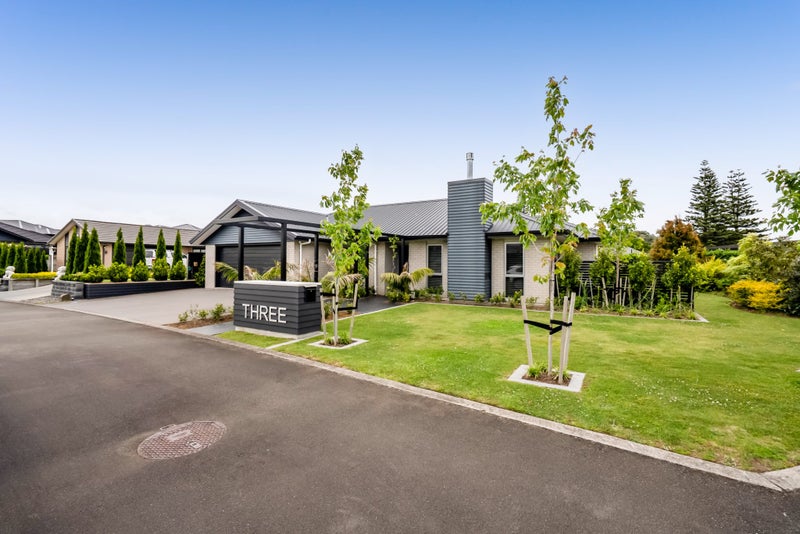 3 Condor Crescent, Waiwhakaiho, New Plymouth - Carousel 47