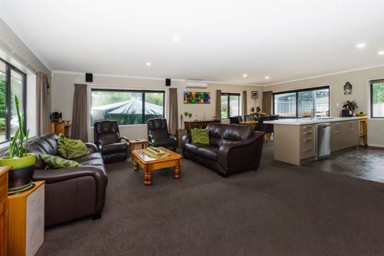 126B Matatua Road, Raumati Beach, Paraparaumu - Carousel 2
